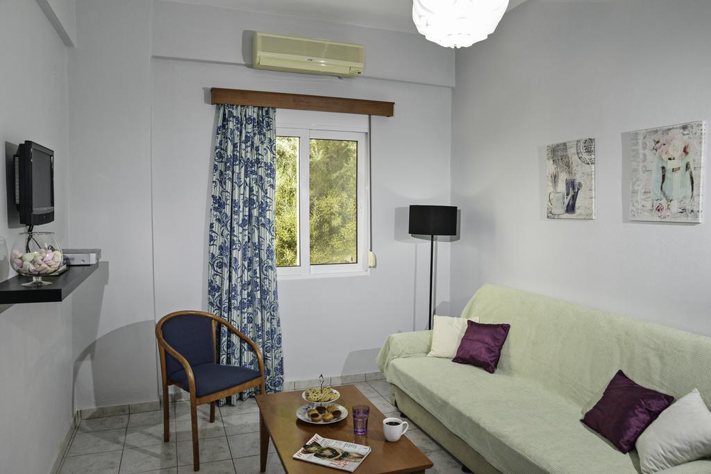 Helios Apartments プラキアス 部屋 写真